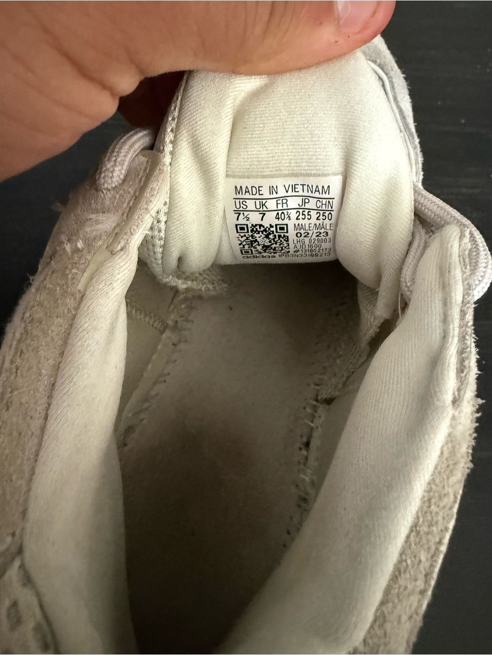 Yeezy 400 - Picture 6 of 7